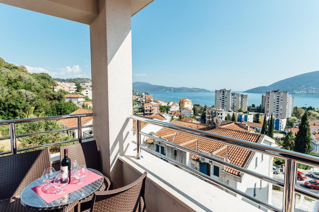 Apartments Anastasija Herceg Novi Eksteriør billede